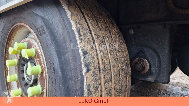 نصف مقطورة Fruehauf Frigo Semi 38T Vector 1850...