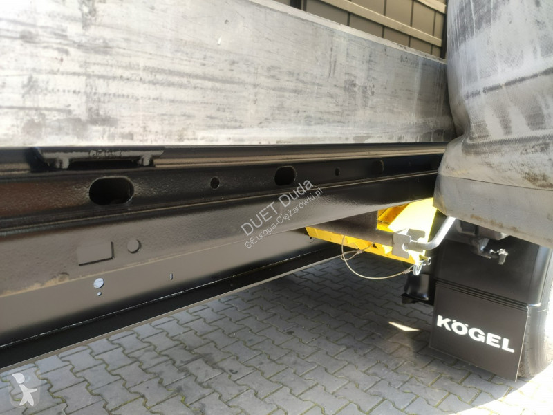 Semitrailer Kögel Coil mulda 3 Osie SAF Dach i...