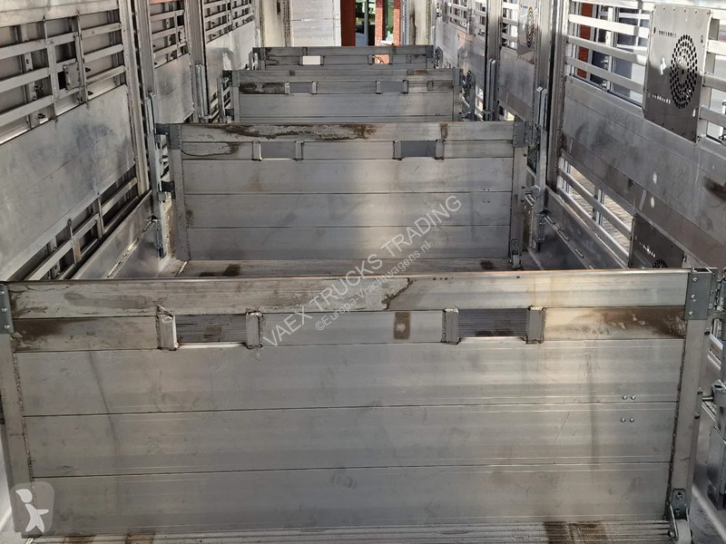 Náves Pezzaioli New 3 stock livestock trailer...