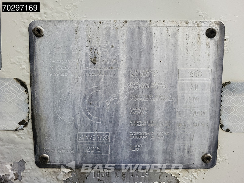 Semi remorque  SVM 39000L Liftachse Cement
