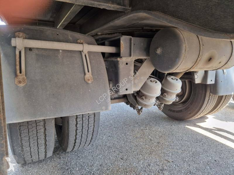 نصف مقطورة Schmitz Cargobull SK010