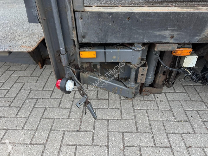 نصف مقطورة Esve TAD 12-10, 9.0 Ton Taillift,...