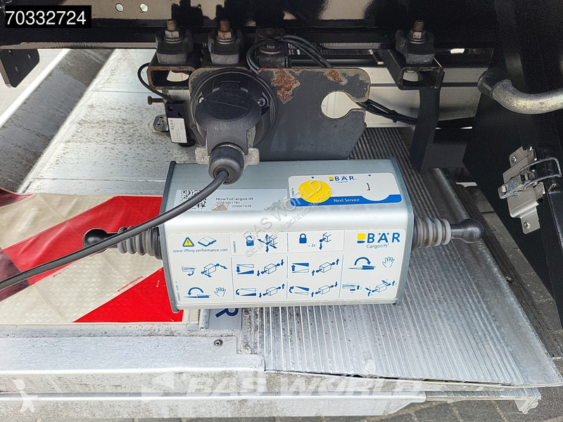 نصف مقطورة Kässbohrer XS Tailgate 2x Lift Axle