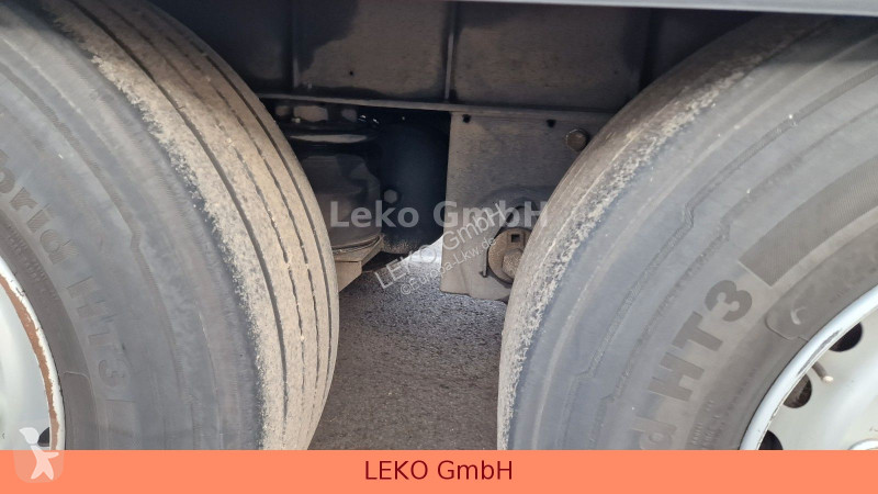 نصف مقطورة Fruehauf Frigo Semi 38T Vector...