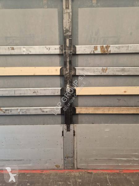 نصف مقطورة Schwarzmüller S1 J-SERIE