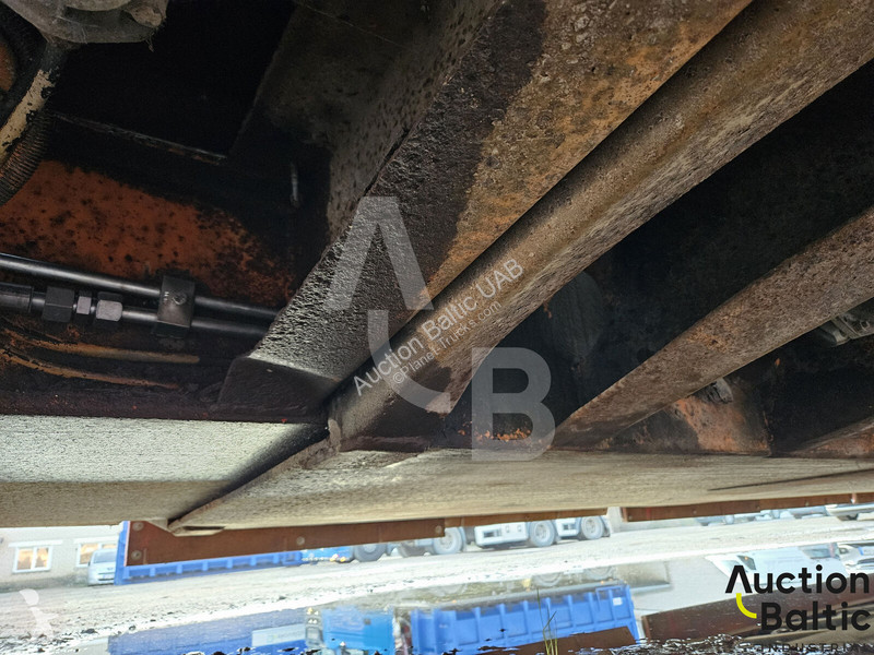 نصف مقطورة Goldhofer STZ-VL3-31/80