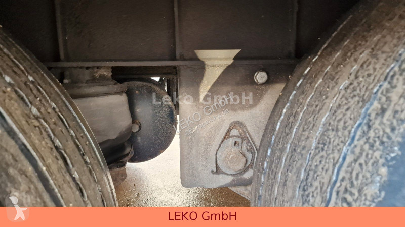 نصف مقطورة Fruehauf FRIGO SEMI 39T Vector...