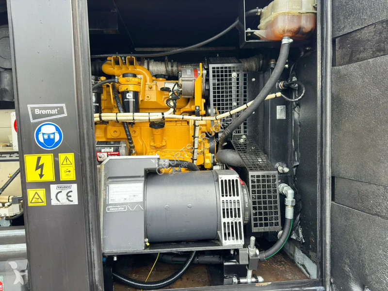 Semiremorca  F3.20 CEMENTDEKVLOER...