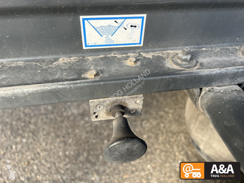 Semi reboque Spitzer SK 2760 CAL 60 CUB, 24...