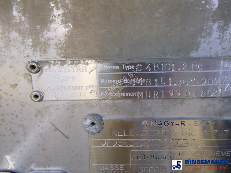 Semiremorca Magyar Chemical tank inox 32.5m3 /...