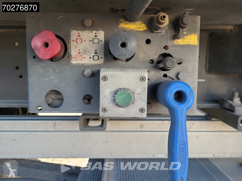 Semitrailer Kässbohrer Carrier Vector 1550...