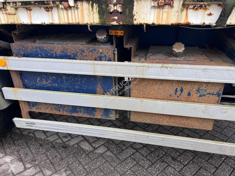 نصف مقطورة ATM 2 AXLE + HIAB 300-4