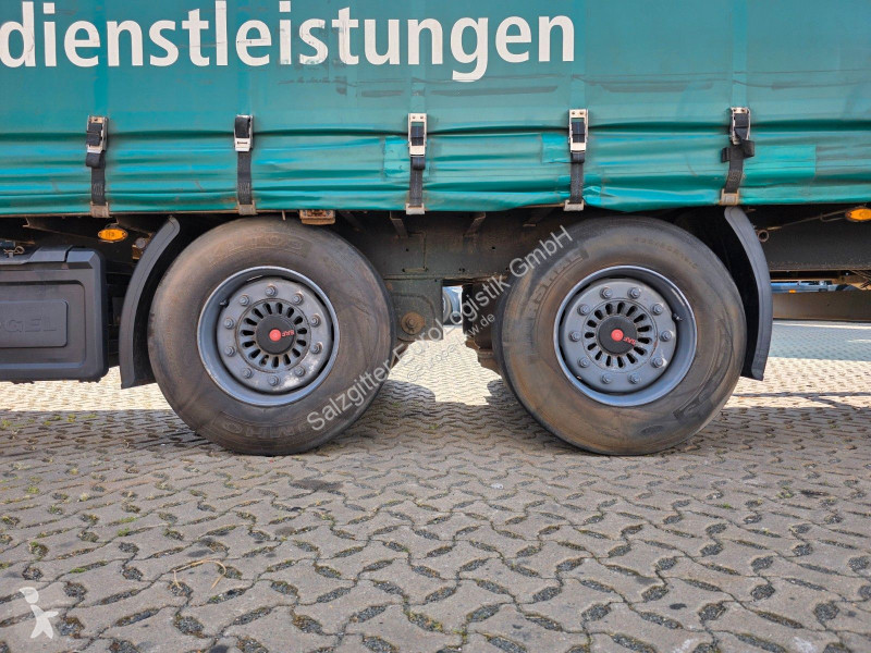 نصف مقطورة Kögel SN 18 / Hubdach