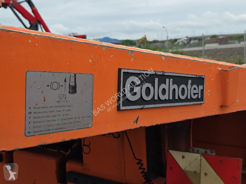 Полуприцеп Goldhofer STZ-L6-67/80A