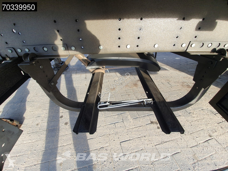 Schmitz Cargobull SCB*S3T 3 axles Sliding Roof...