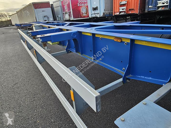 Semitrailer Van Hool A2C001 container CHASSIS...