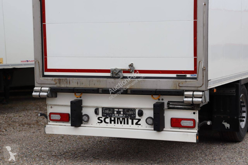 Semirremolque Schmitz Cargobull SCB*S3B