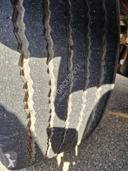 نصف مقطورة Menci SA740R