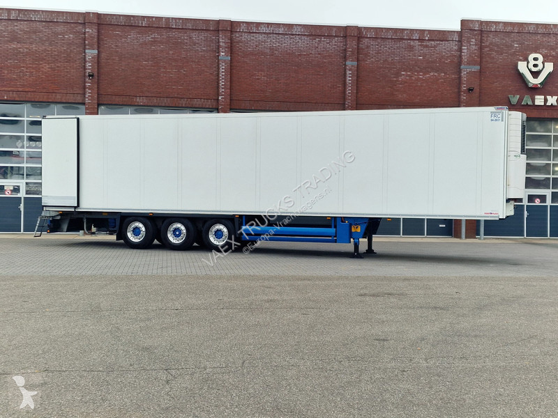 نصف مقطورة Schmitz Cargobull SCB*S3 Carrier...