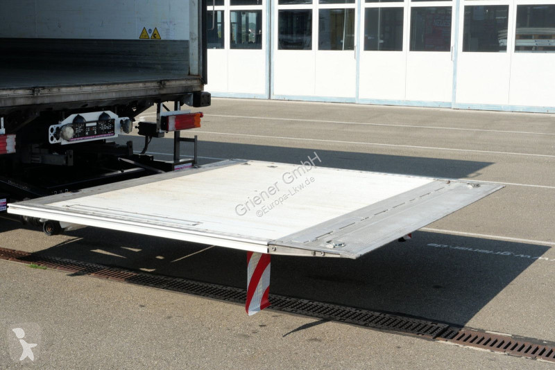 نصف مقطورة Schmitz Cargobull 18 /LZG CITY...