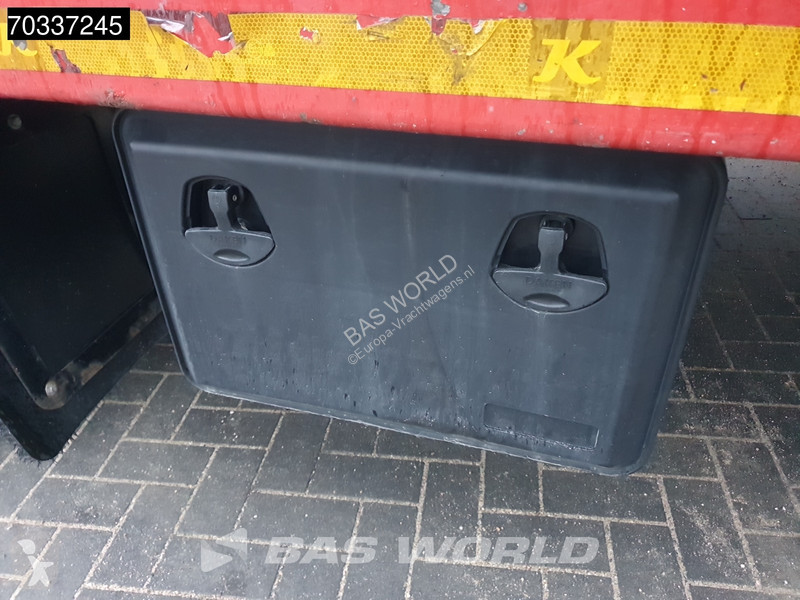 Kässbohrer 3 axles Extendable Lift + Steering...
