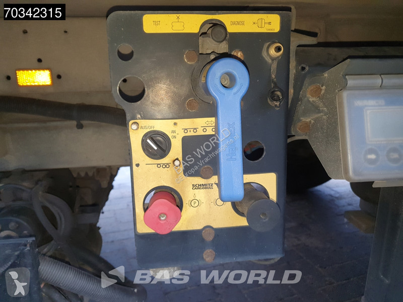 Schmitz Cargobull SCB*S3B Lift Axle Tailgate...