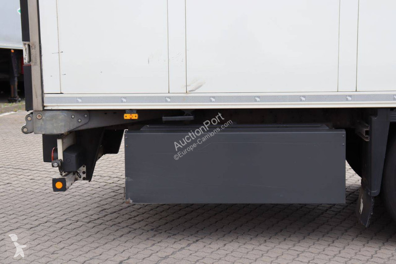 Semirremolque Schmitz Cargobull SCB*S3B