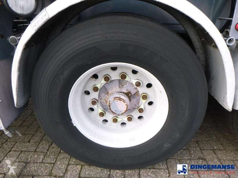 Semi remorque LAG Fuel tank alu 44.4 m3 / 6...