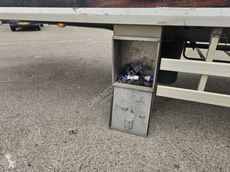 نصف مقطورة Chereau B3 /CITY TRAILER /STEERING...