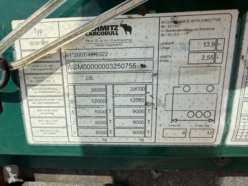 نصف مقطورة Schmitz Cargobull   3 Achs Mega...