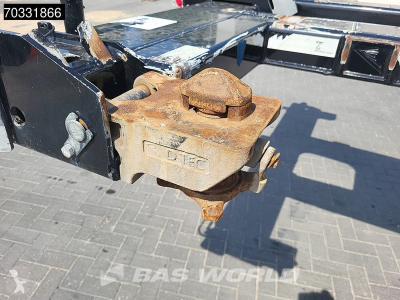 نصف مقطورة D-TEC VCC-06