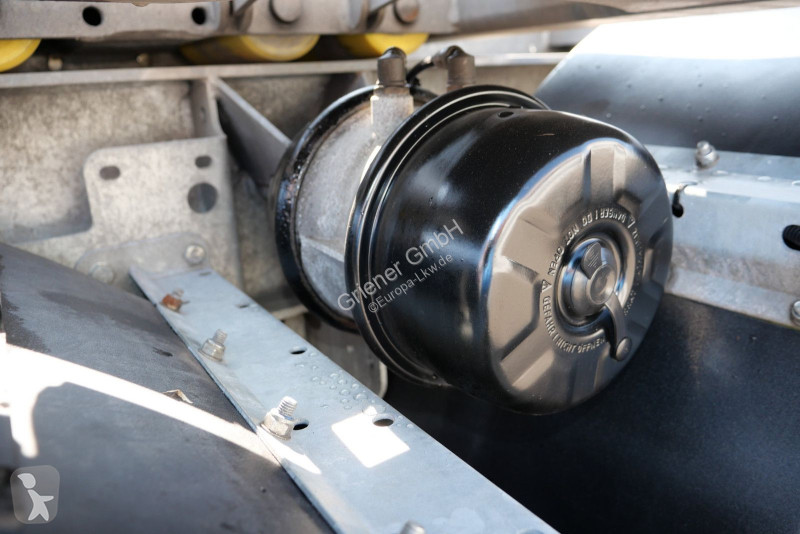 Semiremorca Renders TYPE EURO 820 / LIFT...