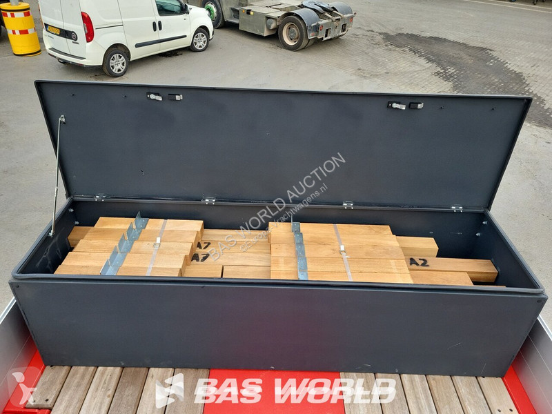 Semirremolque Kässbohrer LB3E