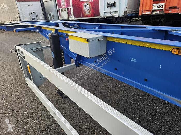 Semitrailer Van Hool A2C001 container CHASSIS...