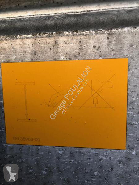 Semirimorchio Benalu cul hydraulique porte...