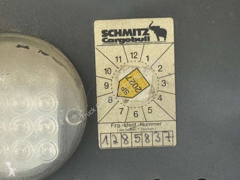 نصف مقطورة Schmitz Cargobull   3 Achs...