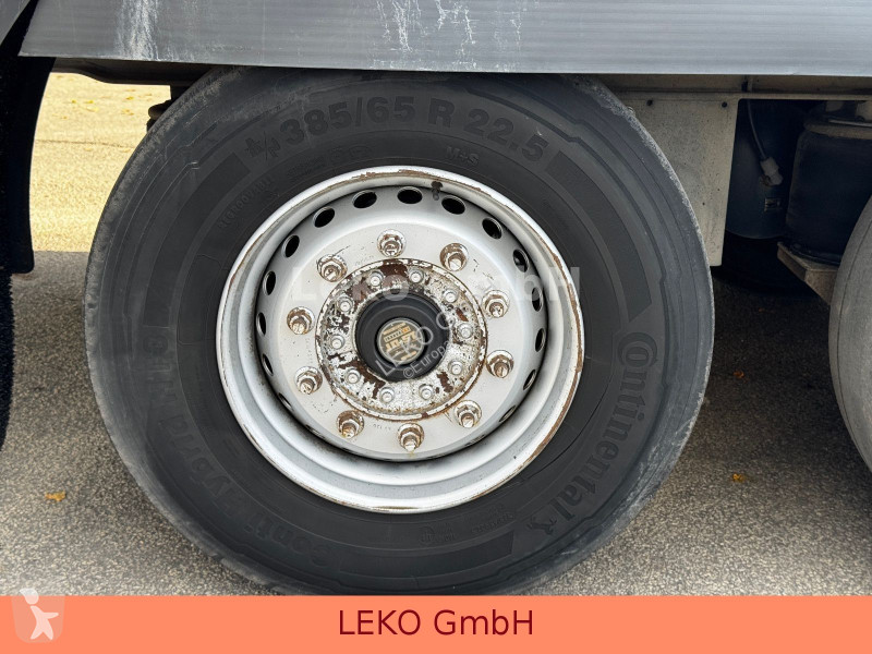 Félpótkocsi Fruehauf Mit Carrier Vector 1950 Mt