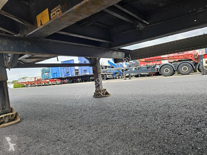 Semitrailer Krone 27 3 AXLE MEGA CURTAINSIDER...