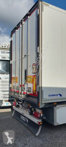 نصف مقطورة Schmitz Cargobull