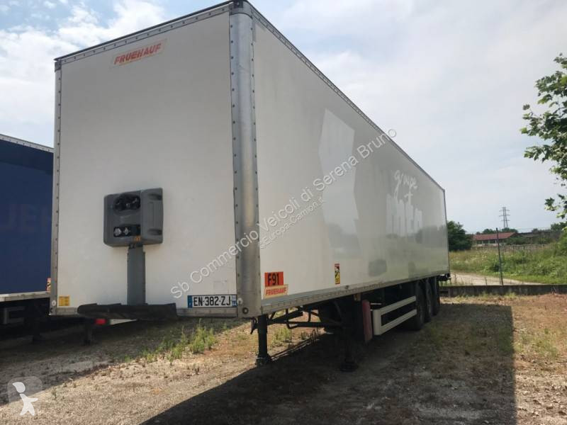 Semirimorchio Fruehauf