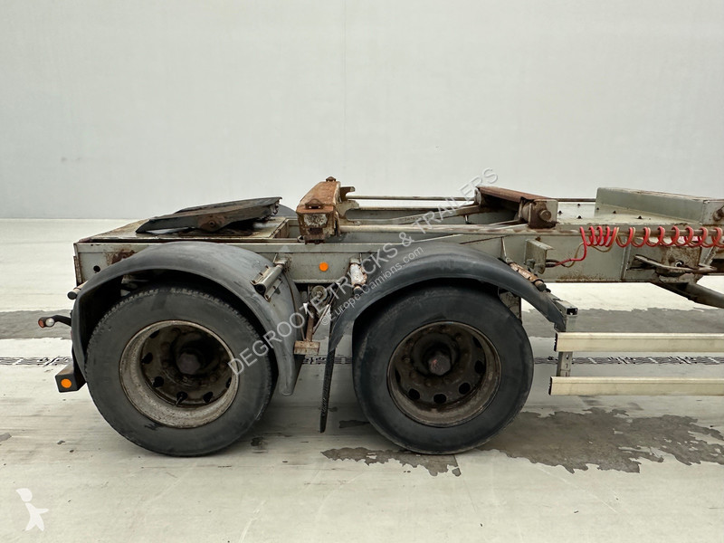 Semiremorca Asca Bi-train skelet 20 ft