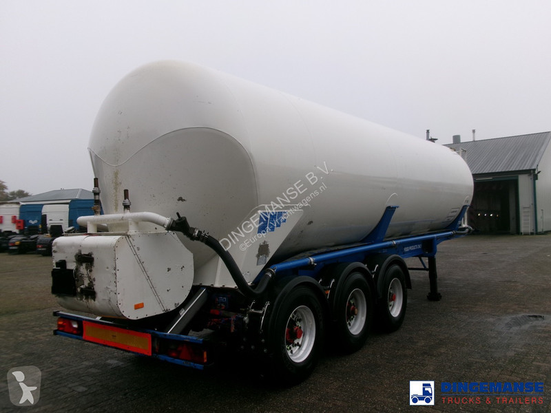 Semiremorca Feldbinder Powder tank alu 41 m3...