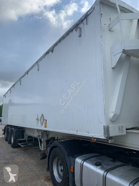 Semitrailer Benalu