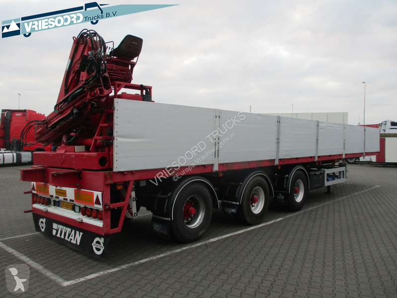 Semiremorca KWB P-423-STI-H. With Hiab crane