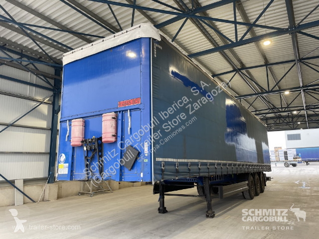 Semitrailer Berger Curtainsider Standard