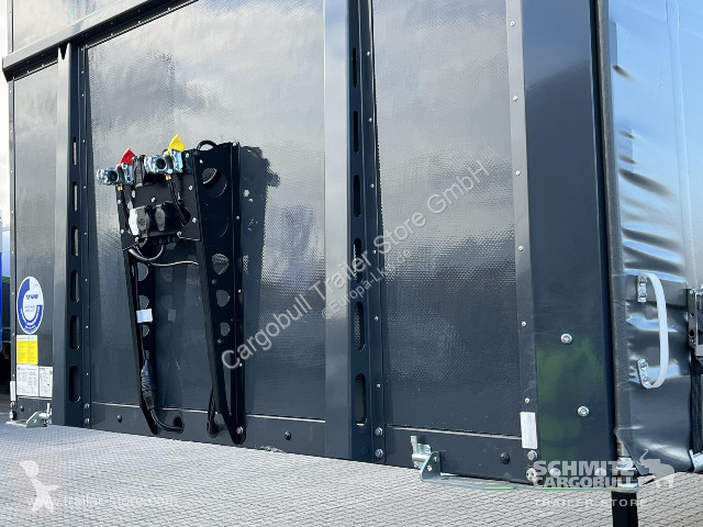 Semitrailer Berger Curtainsider Standard Getränke