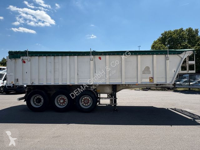 Semitrailer Benalu...