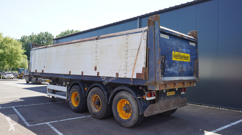 Semitrailer Renders 3 AXLE TIPPER TRAILER