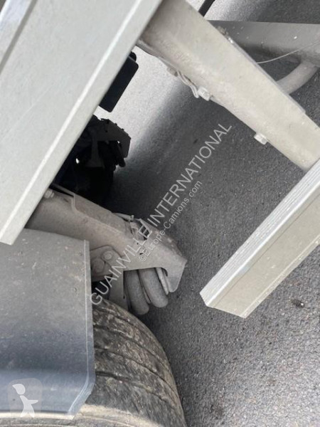 Semitrailer Benalu