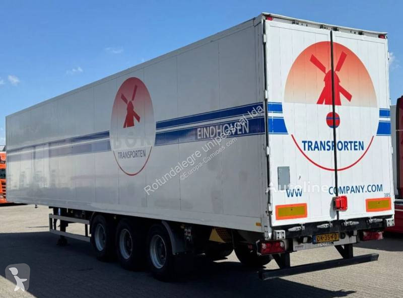 Semi reboque Tracon Uden gesloten trailer